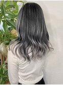 シルバーのバレイヤージュ【飯田淳平】Re:ta Hair