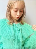 ベージュインナーカラーショートボブレイヤーミディアム前髪