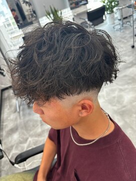 オム ブランシェ(HOMME BLANCHE’) 無造作スペインカール