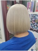 『ホワイトベージュ』