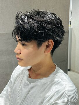 テクト バイアッシュ 吉祥寺店(Tect by Ash) フェザーパーマ刈り上げセンターパートフェザーショート