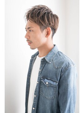 エスドットブルーム(S.BROOM) 【S.BROOM　なんば】ツーブロック束感ショート