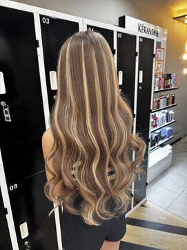 ラピス 大阪アメ村店(Lapis) 冬休みに簡単イメチェン!エクステハイライト