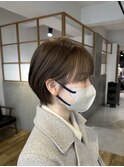耳掛け小顔ショート【20代/イルミナカラー/縮毛矯正/髪質改善】