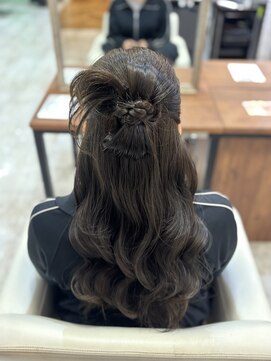 シュガー ヘアアンドネイル 仙台(SUGAR) カチモリハーフアップ