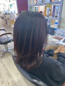 トウキョウヨシつね 御幸ヶ原店(TOKYO Yoshi) ミディアムレイヤーカット×バレイヤージュカラー/髪質改善