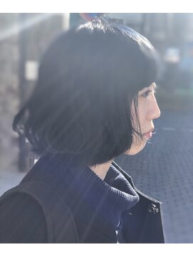 ピエスデシュブー(piece des cheveux) ネイビーボブ