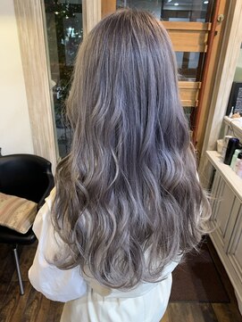 ボアップ 松山店(boappu) #グレイヘア#グラデーション