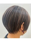 マッシュショート/細めハイライト/20代
