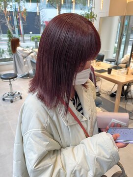 ガリカ 横浜(Gallica) 【minami】外ハネミディアム/艶髪チェリーピンク/ブリーチなし