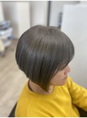 前下がりのショートボブ