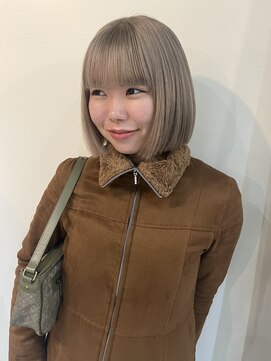 ナループロアボタン(Nalu pu loa BOTAN) ボブ/ミニボブ/きりっぱなしボブ/ベージュカラー