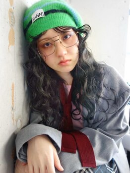 シティ(sity.)の写真/豊富な種類と毛質の良さが大人気◎インナーカラー/イヤリングカラー/グラデーションも自由自在に。【天神】