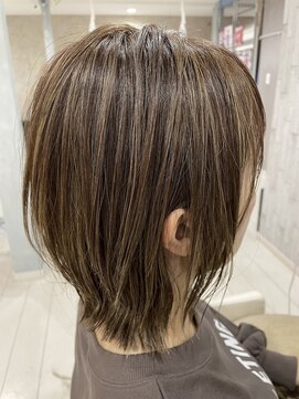 セレンディピティ(SERENDIPITY) SERENDIPITY ハイライトベージュ×レイヤーボブ