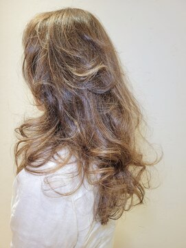 松本平太郎美容室 国立店 ロングレイヤー×イノアカラー×ハイライト