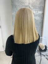 リタブランシェ(Lita branche)&nbsp;柔らかい色味のhoney blond