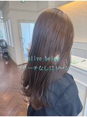 オリーブベージュ