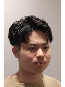 キングスマントーキョー 立川北口店(KINGSMAN TOKYO) アップバング / ツーブロック / スキンフェード 【立川】