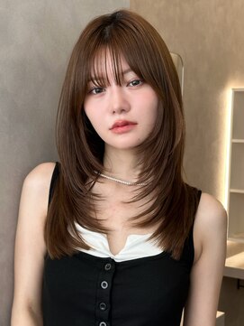 オムニス 表参道(Omnis) 暗髪美髪レイヤーカット顔周りレイヤー韓国ミディアムレイヤー