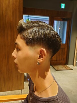 アンドワークス 2nd(&WORKS) フェード パートスタイル