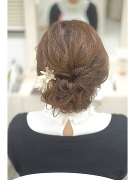 リサ 恵比寿(risa.) ルーズアップスタイル