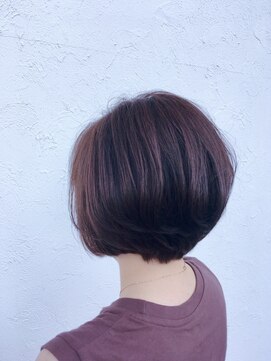 ロンド(Le rond) 顔まわりがキレイに軽いボブ