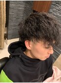 バチバチツイストスパイラルパーマ