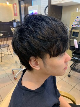 ティエル(Tiele) 前髪重めナチュラルショート