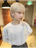 ホワイトベージュ