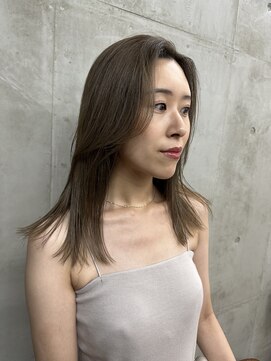 ソルトウォーター(SALT WATER) グレージュカラー/ブリーチあり/顔まわりレイヤー/代官山