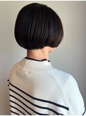 丸みショート　切りっぱなしショート　黒髪　30代40代　艶髪