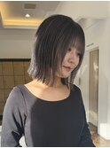 ヘイリーボブグレージュ大人可愛いボブ切りっぱなし