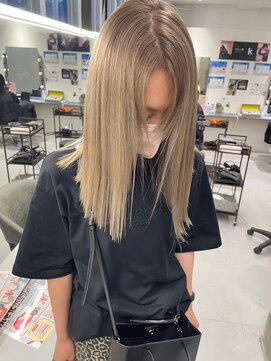 キング 高槻(K!ng) 縮毛矯正髪質改善ハイライトレイヤーカット枚方美容室エクステ