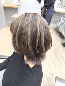 ノアル 大宮店(NOAHL) 白髪ぼかし/ハイライトカラー/カラー/透明感/ハイライト/上尾