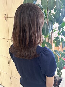 アドラーブル 万代店 (adorable) 韓国風レイヤーカット◎秋色暖色カラーくびれヘア小顔20代