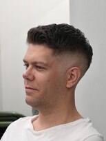 アストロ(ASTRO)&nbsp;海外風スキンフェードショートバーバースタイル