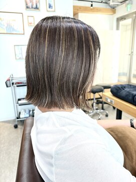 30代40代50代×白髪ぼかしハイライト×大人ボブ×脱白髪染め