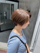 「白髪は隠したいけど暗くしたくない」「髪のエイジングケアもしたい」という大人女性におすすめ☆