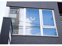 アストル シオン(Astre Sion)の雰囲気（半個室空間で自分だけの時間を楽しめる。）