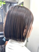 ウェーブ(WAVE) 横顔がきれいに見える大人向けボブ