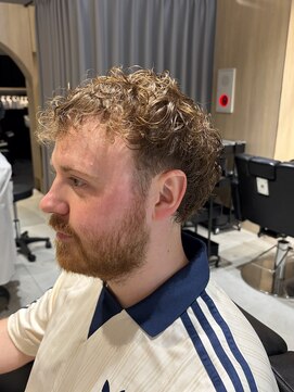 レボ 片町店(Revo) スパイラルパーマ