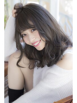 ミエル ヘア 新宿(miel hair) ふんわり柔らかミルクティーベージュ