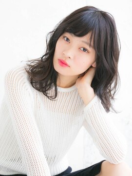 ルティア 池袋(Lutia) 暗髪で落ち着きのあるスタイル