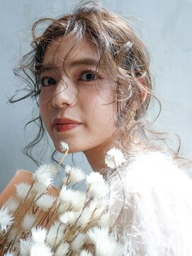 アルバム 銀座(ALBUM GINZA) ポニーテールとふわふわな顔周り_オリーブカラー_58086