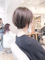 大人可愛い束感　耳掛けひし形小顔丸みショートボブ【近藤】横浜