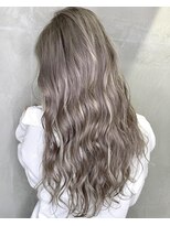 アルカナ 明治神宮前原宿(ARCANA)&nbsp;ミルクティーベージュ　ホワイト　ハイライト　インナーカラー