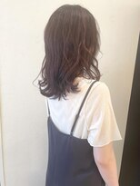 ウェーブヘア［CERCA新宿/新宿西口］