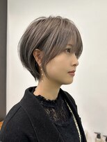 ビューエヒメ(VIEW EHIME)&nbsp;小顔カットショートボブ大人可愛いアッシュオリーブ20代30代40代