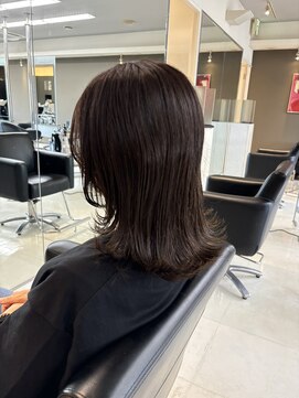 シャンプーボーイエイムス(SHAMPOO BOY aims) 顔周りレイヤースタイル