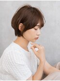 小顔効果UP！スッキリまとまるショートボブ
